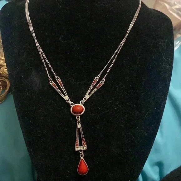 Gorgeous vintage nickel and red tone necklace by‎ Lia Sophia - Picture 1 of 2